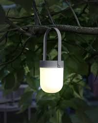 přenosná lucerna na terasu LED lucerna